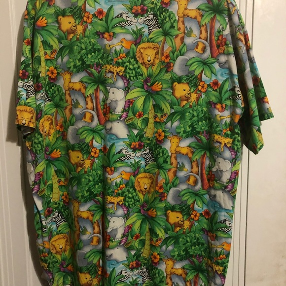 LIFE ANIMAL HOSPITAL SCRUB MEDIUM with pockets - Picture 9 of 11